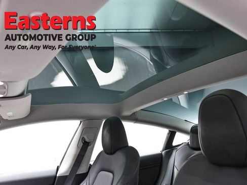 Used 2023 Tesla Model 3 Standard Range RWD image 29