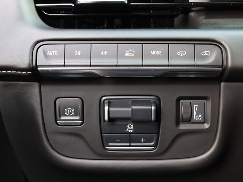 Used 2023 Cadillac Escalade Sport Platinum image 42