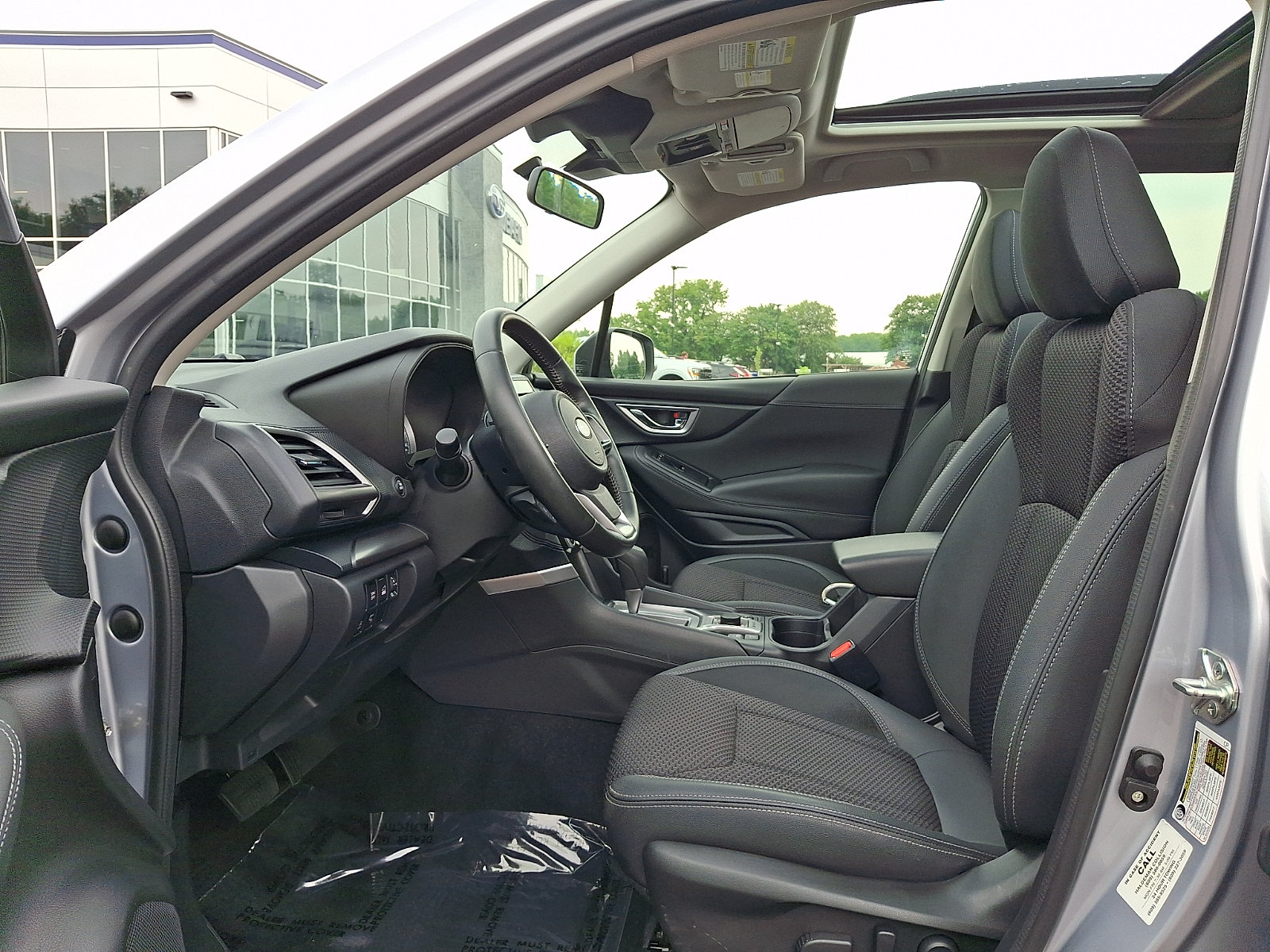 Certified 2023 Subaru Forester Premium AWD/4WD image 14