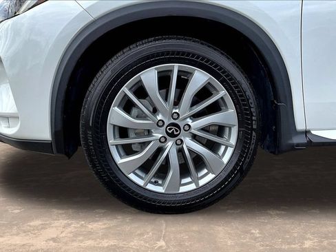 Used 2023 INFINITI QX50 Luxe FWD image 32