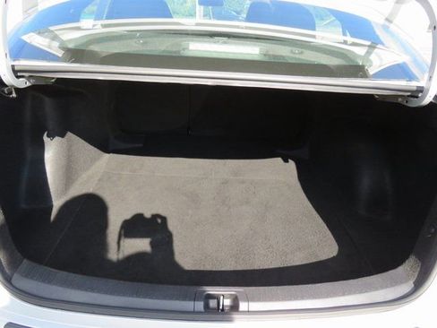 Used 2024 Toyota Corolla SE image 28