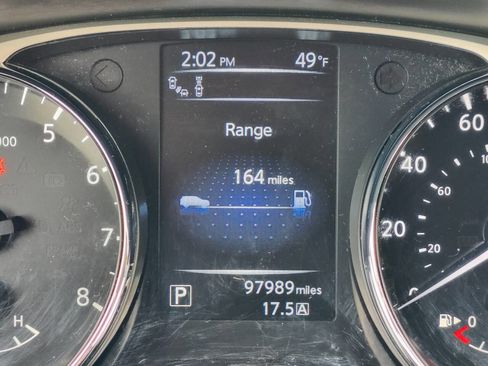 Used 2016 Nissan Rogue SL w/ SL Premium Package image 12