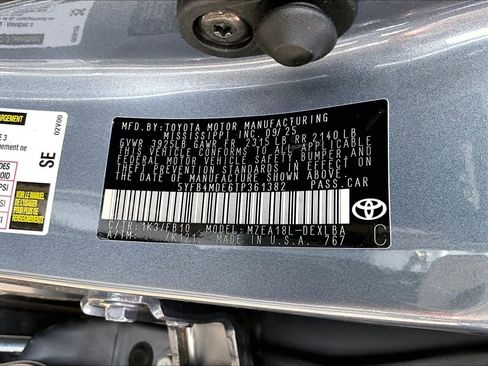 Certified 2026 Toyota Corolla LE image 32