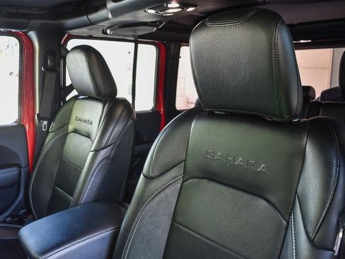 Used 2021 Jeep Wrangler Unlimited Sahara w/ Safety Group image 25