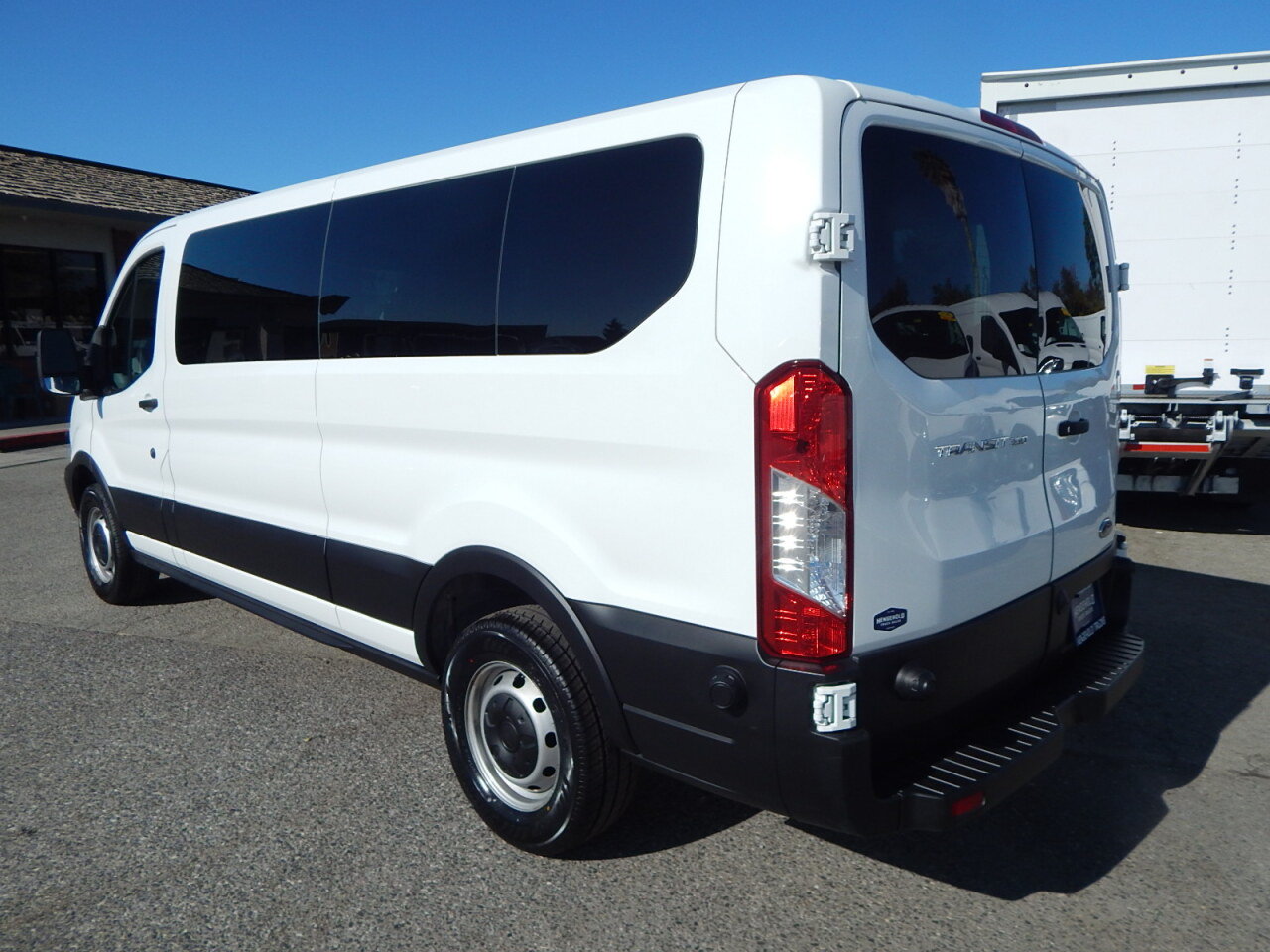 Used 2018 Ford Transit 350 XL RWD image 6