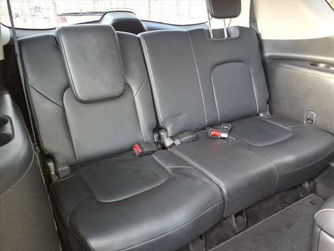 Used 2024 INFINITI QX80 Luxe image 10