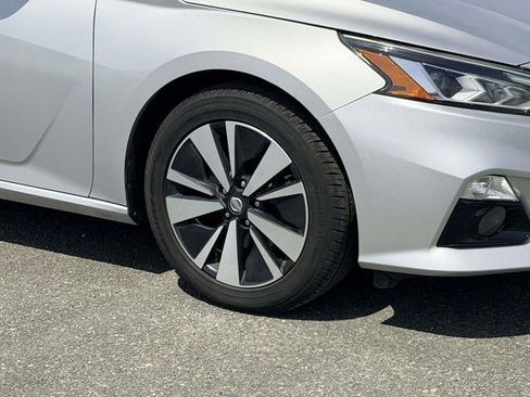 Used 2019 Nissan Altima 2.5 SV image 7