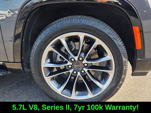 Used 2022 Jeep Wagoneer Series II w/ Premium Group I AWD/4WD image 9