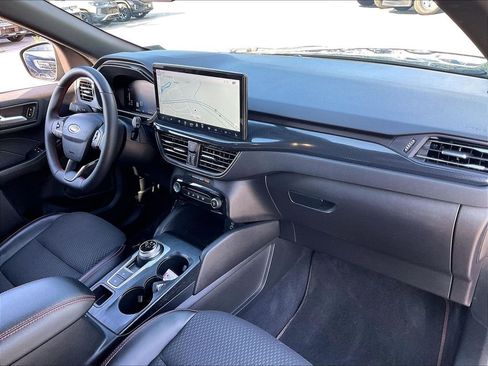 Used 2023 Ford Escape ST-Line w/ Tech Pack #1 AWD/4WD image 13