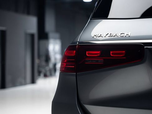 Used 2024 Mercedes-Benz Maybach GLS 600 4MATIC image 29