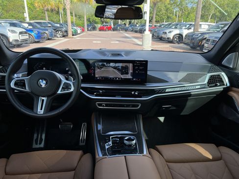 Used 2025 BMW X5 M60i AWD/4WD image 29