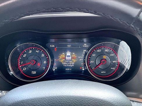 Used 2022 Dodge Charger SXT RWD image 19