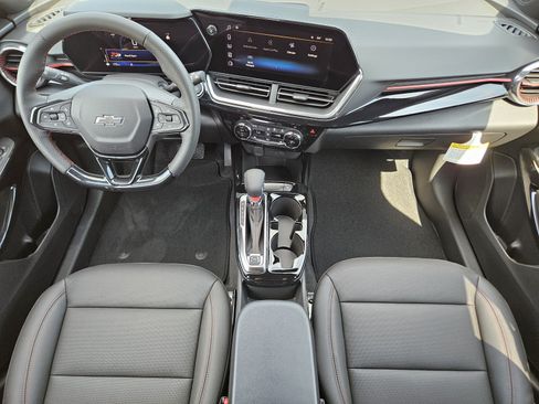 New 2026 Chevrolet Trax RS w/ Driver Confidence Package FWD image 18