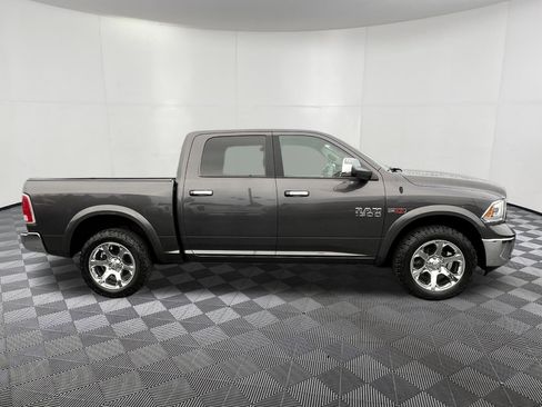 Used 2017 RAM 1500 Laramie image 7