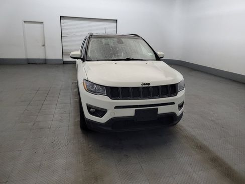Used 2019 Jeep Compass Latitude AWD/4WD image 14