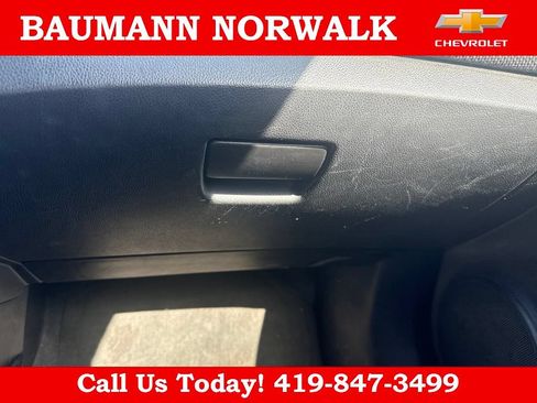 Used 2015 Chevrolet Cruze LT FWD image 30