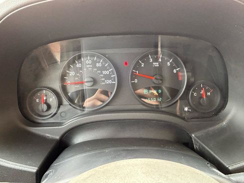 Used 2013 Jeep Patriot Latitude AWD/4WD image 21