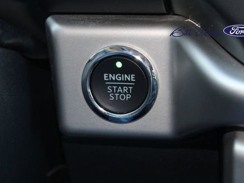 Used 2024 Ford Expedition Max XLT image 23