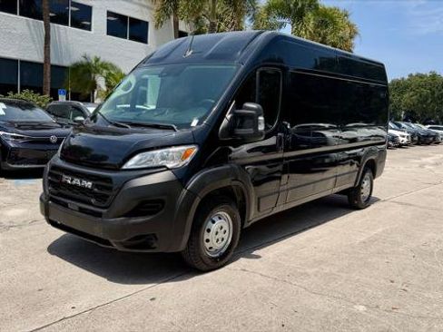 Used 2023 RAM ProMaster 2500 FWD image 2