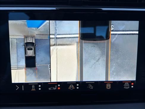 Used 2024 GMC Sierra 2500 Denali Ultimate image 42