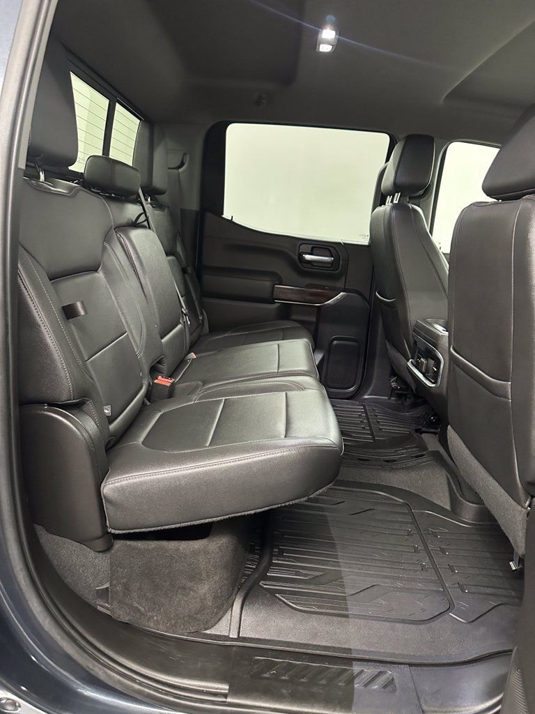 Used 2022 GMC Sierra 1500 SLT w/ SLT Premium Plus Package AWD/4WD image 35