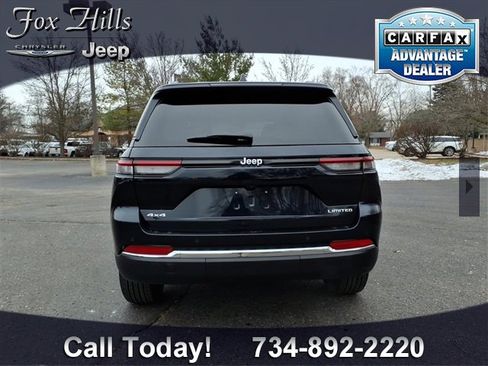 Used 2024 Jeep Grand Cherokee Limited image 7