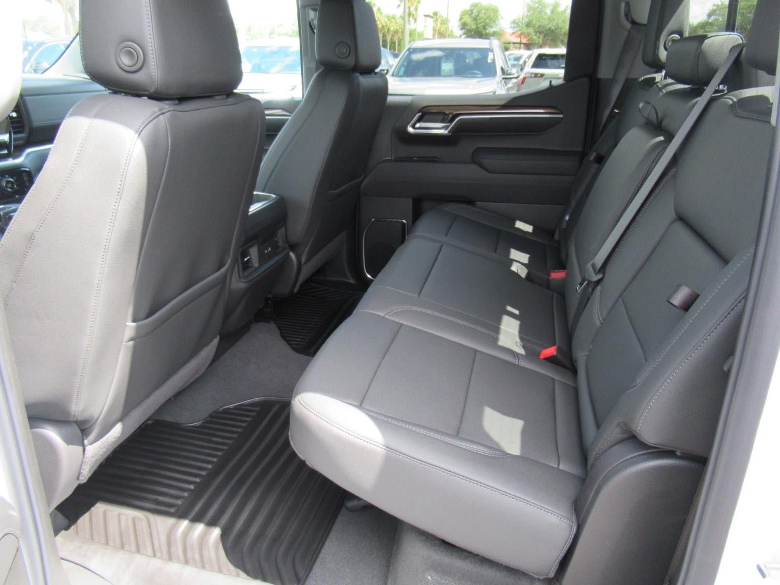New 2026 Chevrolet Silverado 1500 RST w/ Convenience Package II RWD image 18