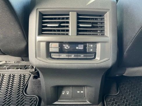 Certified 2023 Volkswagen Atlas SE w/ Panoramic Sunroof Package image 14