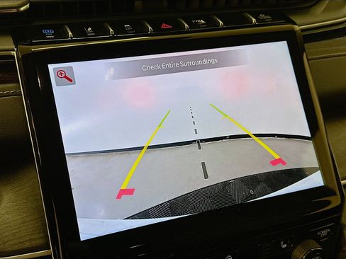 Used 2023 Jeep Grand Cherokee 4WD 4xe image 23