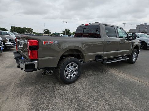 New 2026 Ford F350 Lariat w/ Lariat Premium Package AWD/4WD image 13