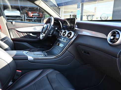 Used 2022 Mercedes-Benz GLC 43 AMG 4MATIC image 29