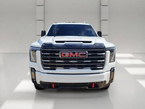 Used 2024 GMC Sierra 2500 AT4 w/ AT4 Premium Plus Package AWD/4WD image 2