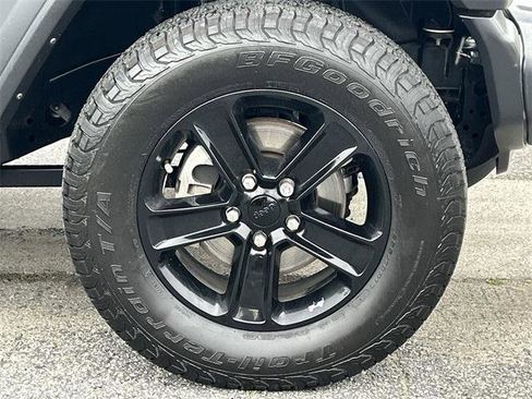 Certified 2022 Jeep Wrangler Unlimited Sport image 10