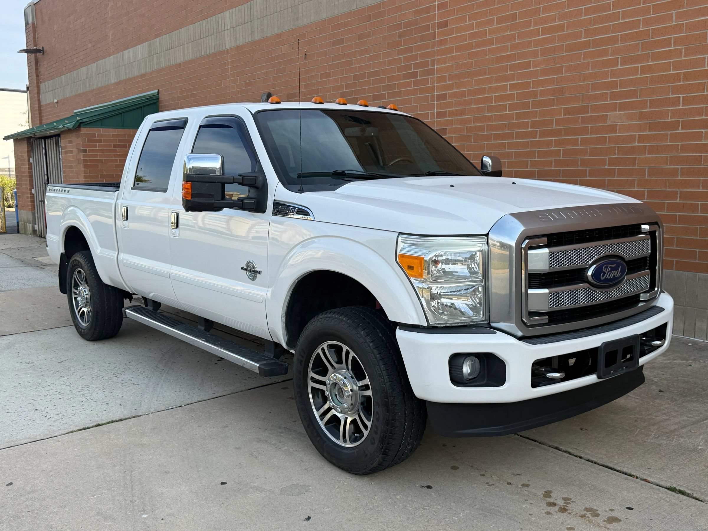 Used 2015 Ford F250 Platinum w/ FX4 Off-Road Package AWD/4WD image 1