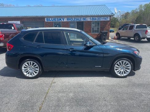 Used 2015 BMW X1 sDrive28i image 1