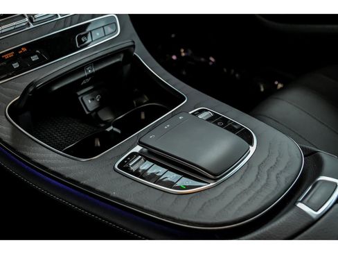 Certified 2022 Mercedes-Benz E 350 4MATIC Sedan w/ AMG Line Exterior image 23