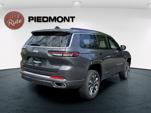 New 2025 Jeep Grand Cherokee L Overland w/ Trailer Tow Package AWD/4WD image 8