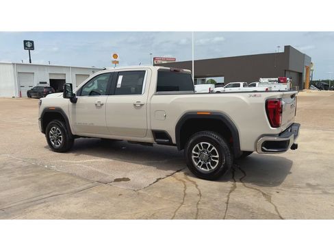 New 2026 GMC Sierra 2500 SLE w/ SLE Value Package; AWD/4WD image 6