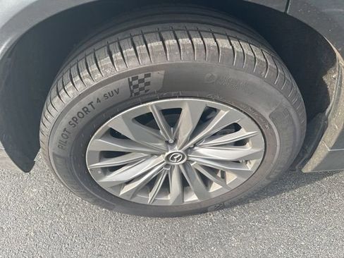 Certified 2024 MAZDA CX-90 3.3 Turbo w/ Preferred Plus AWD/4WD image 5