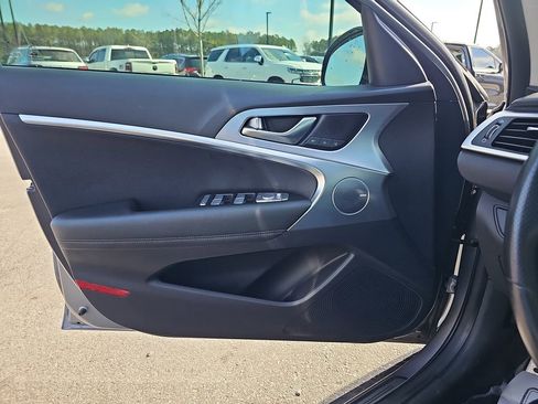 Used 2020 Genesis G70 3.3T image 30