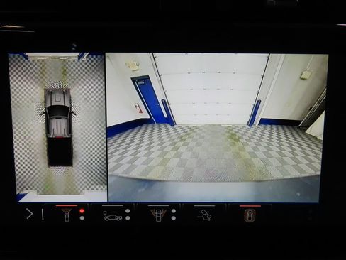 Used 2024 GMC Sierra 2500 AT4 w/ AT4 Premium Plus Package image 19