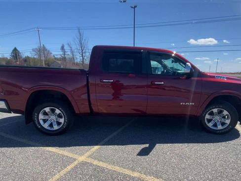Used 2020 RAM 1500 Laramie AWD/4WD image 9