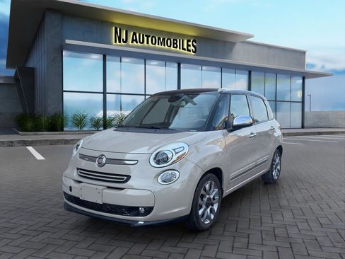 Used 2014 FIAT 500L Lounge image 3