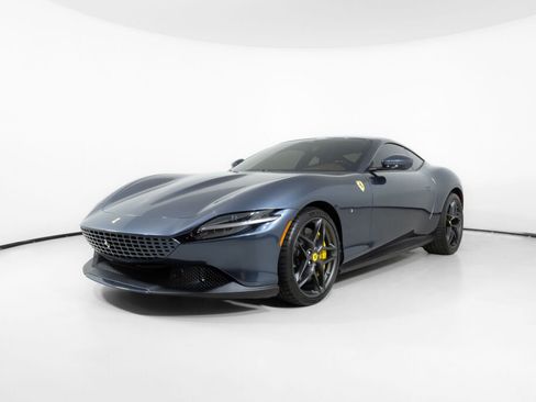 Used 2024 Ferrari Roma image 2