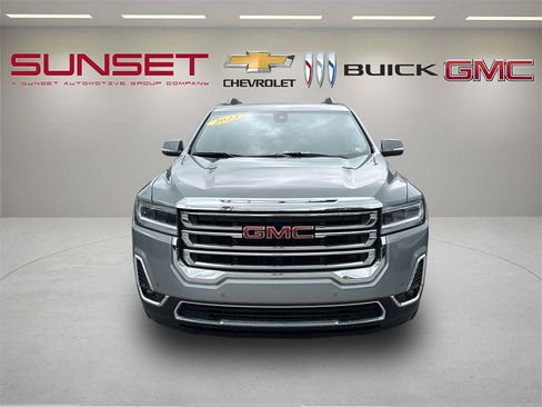 Certified 2023 GMC Acadia SLT AWD/4WD image 2