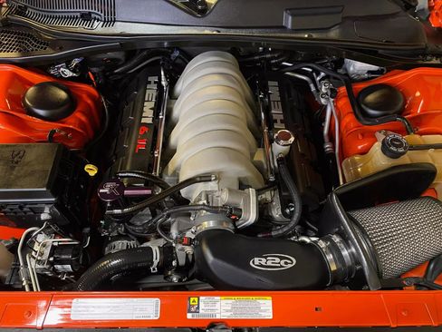 Used 2009 Dodge Challenger SRT8 w/ SRT Option Group II image 40