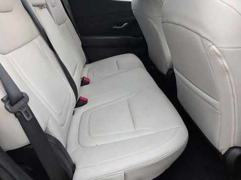 Used 2025 Hyundai Santa Cruz SEL FWD image 29