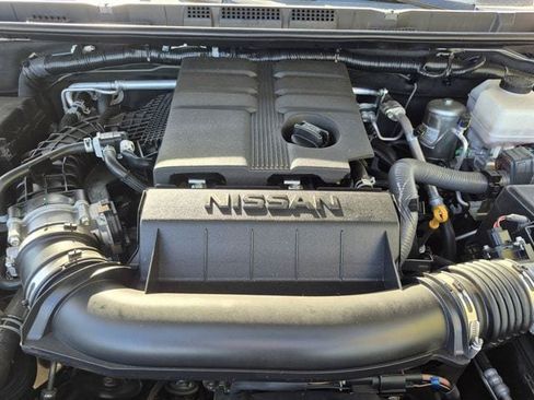 Certified 2025 Nissan Frontier PRO-4X AWD/4WD image 24