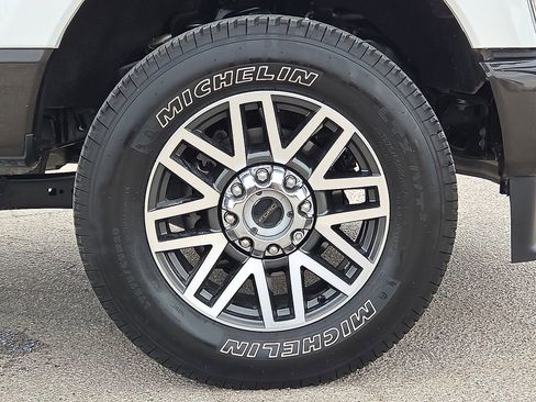 Used 2025 Ford F350 King Ranch AWD/4WD image 8