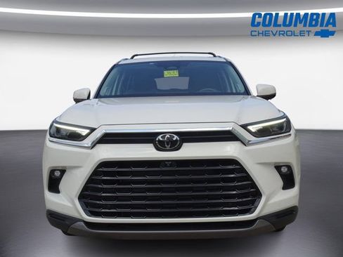 Used 2024 Toyota Grand Highlander AWD image 7